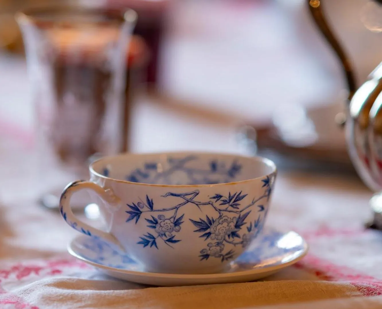 Domaine De Montclair Bed & Breakfast Pommiers   Pommiers (Rhone)