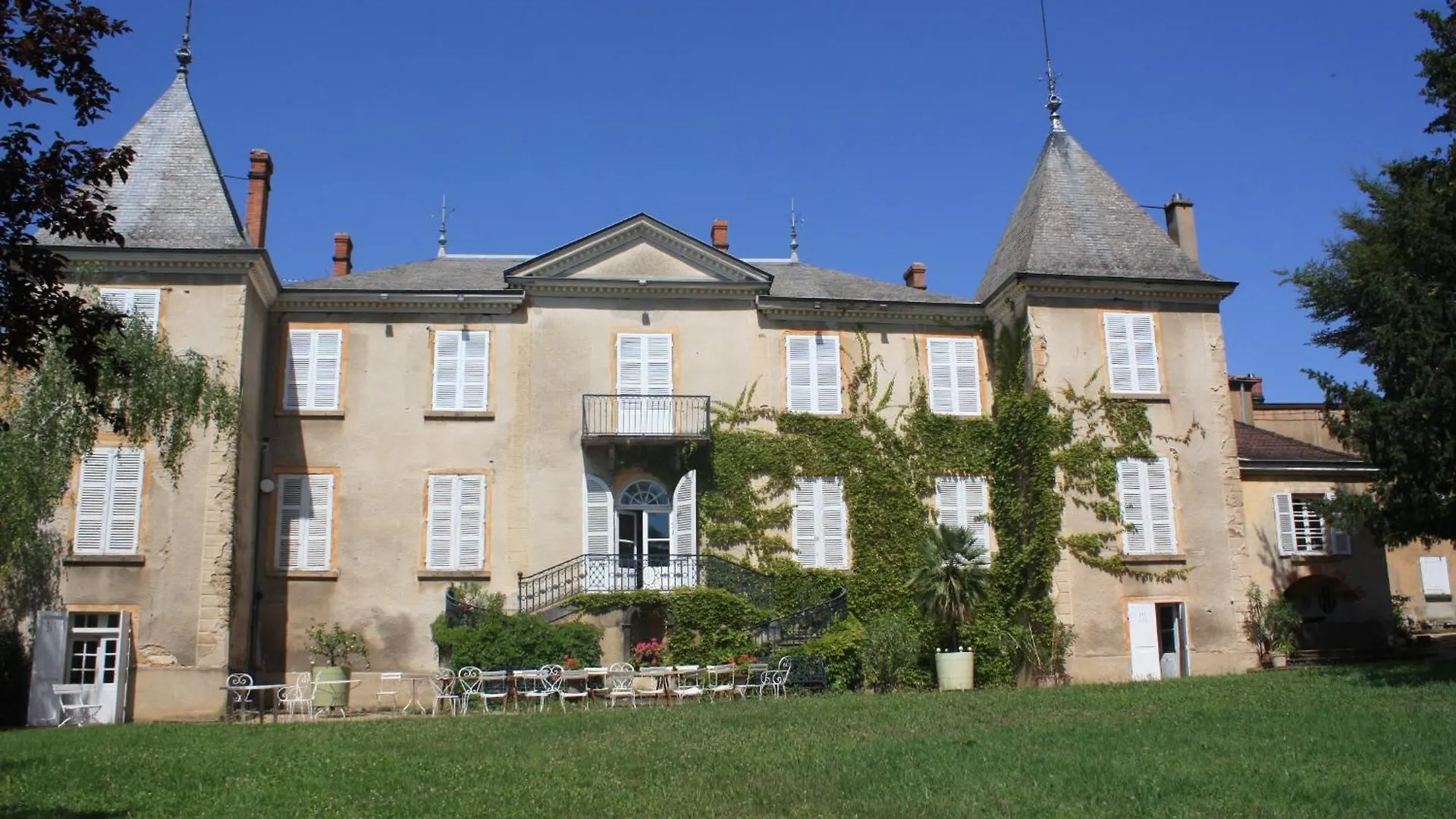 Domaine De Montclair Bed & Breakfast Pommiers  Pommiers (Rhone)