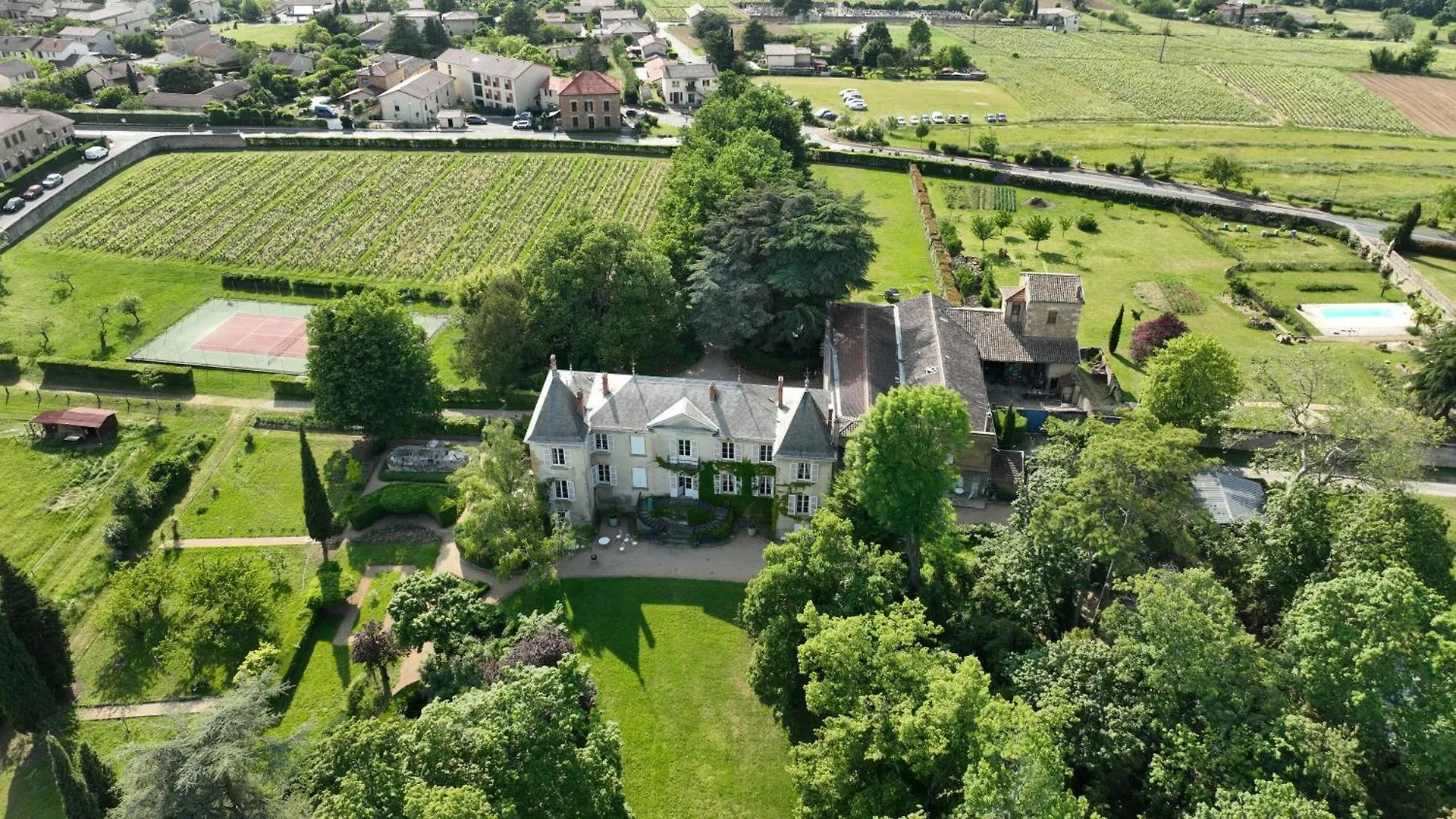 Domaine De Montclair Bed & Breakfast Pommiers